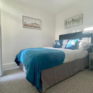 64 Bath Road - Ground Floor Apartment Cheltenham