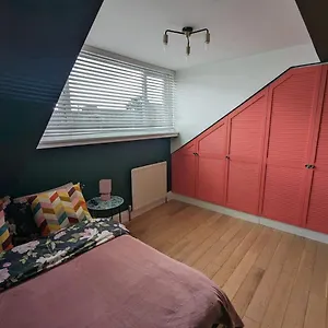 Urban Zen Den Holiday home